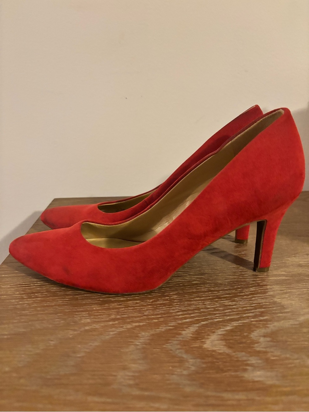 Classic Red Suede Mid Heel Pumps